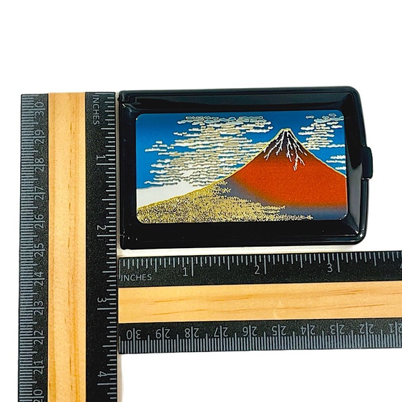 Metal Engraved Hokusai Red Fuji Stand Pocket Mirror Made in Japan NEW CHOKIN ART - Picture 9 of 11